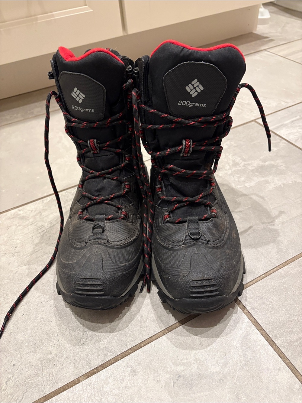 Men Columbia Black and Red Insulated Winter waterproof Boots 8